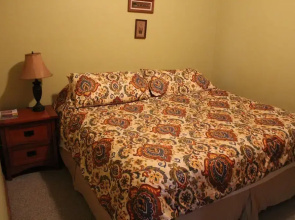 Huck`s Place