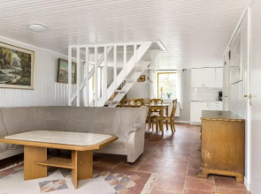Cozy cottage at Bolmstad Sateri by Lake Bolmen