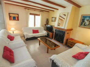 Finca Palacios - comfortable holiday accommodation in Benissa