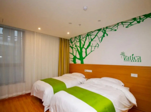 Vatica XuZhou XinYi Railway Station Square Hotel