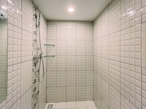 Homey And Comfort Stay Studio De Prima Apartment