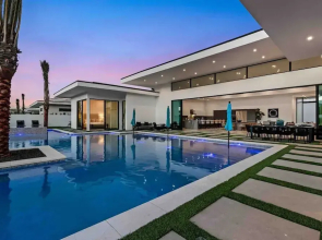 Sleeps 28 2 Luxe Villas w/ Pickleball Court Bravo Villas Dorada by Avantstay