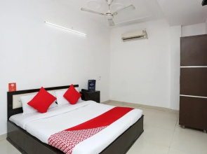 Taj Guest House By OYO Rooms