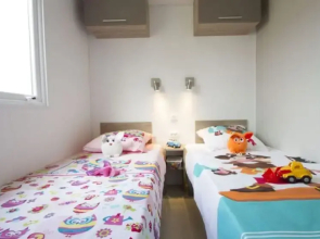 Bessan Mobile Home With Pool Fun