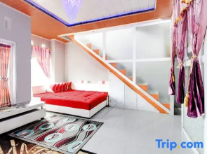 Hotel O Putra Family Homestay Sikunir Syariah