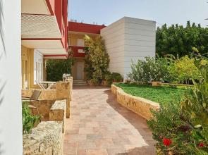 Troulis Aparthotel
