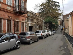 Cozy Apartment in Old Tbilisi