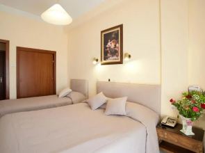 Hermes Delphi Hotel