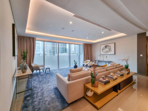 DXB - Opera Grand - 6104 - DT