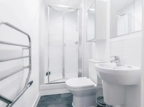 Roomspace Serviced Apartments - Queensway