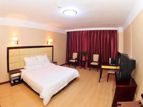 Zhucheng Long Yun Holiday Inn