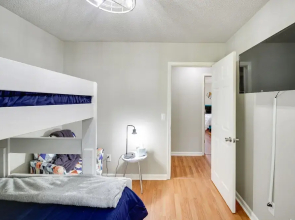 Hot Springs Getaway w/ Deck, 8 Mi to Downtown!