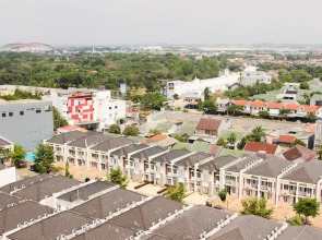 Nice And Comfort 2Br Apartment At Mustika Golf Residence