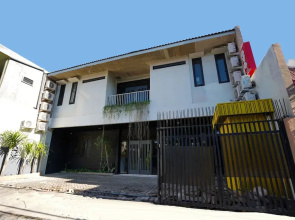 Oyo 1293 Claudya Residence