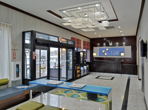 Holiday Inn Express Kennedy Airport