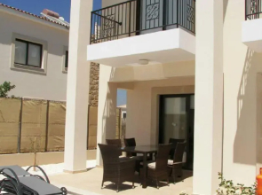 Davina Villa