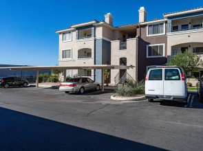 Gorgeous Apartment In A Great Area With Gym & Pool