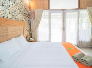 KoolKost near Airlangga University Campus C - Minimum Stay 30 Nights