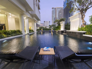 Отель Grande Centre Point Ploenchit