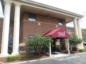 Ashley Quarters Hotel Cincinnati Airport