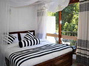 River Splendour Home Stay