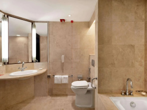 Ramada Plaza by Wyndham Dubai Deira