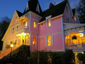 Cedar Crest Inn