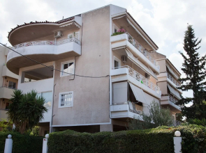 Modern apt.with sea view in Glyfada