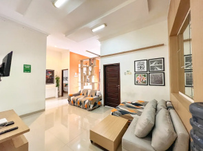 Homestay Jogja Sawitsari Dekat UGM by Simply Homy