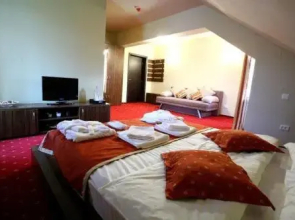 Maya House