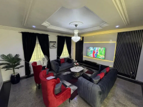 Luxe Lagos Retreat With 3 Bedrooms