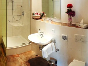 Arkadenhotel im Kloster