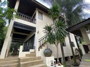 Baan Poon Baan Sabai
