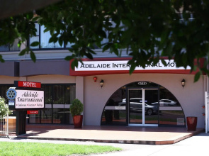 Adelaide International Motel