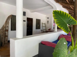 Blue Reef Sport and Fishing Lodge & Bungalows