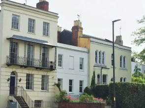 Charming 2BD Flat Cheltenham, Gloucestershire