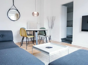 Beautiful 2-bedroom in Great Location