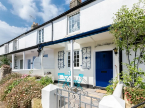 Starco Shaldon in Shaldon