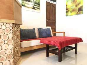 Huraa East Inn