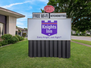 Knights Inn - Burlington ON