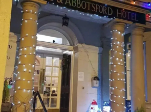 George and Abbotsford Hotel