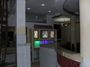 Room-a Wonderful Beach Property in Diani