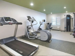 Woodspring Suites Rochester Greece