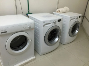 Bluesky Serviced Apartment Airport Plaza