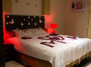 Pearl Palace Hotel Suites