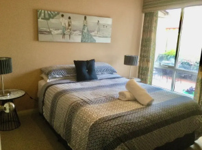 Castlereagh 7 Middleton Beach Albany