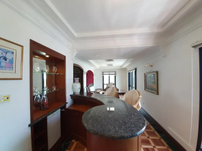 Marina Court Luxury Penthouse