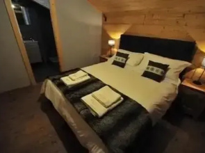Ski PDS Mustang Chalet Châtel