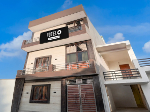 Super Hotel O Tedhi Bazaar Near Ram Janambhumi