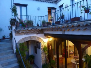 B&B Amphisya